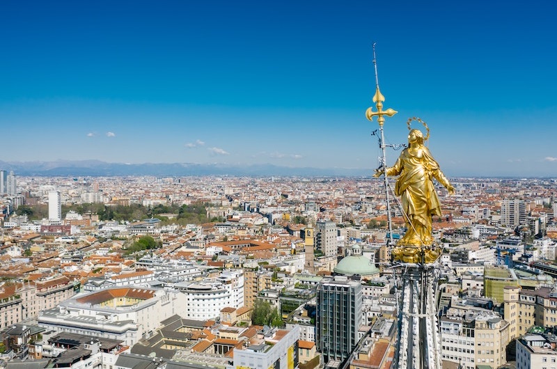 Scopri come la gestione affitti turistici professionale Milano può ottimizzare i tuoi ricavi con servizi personalizzati e strategie avanzate.