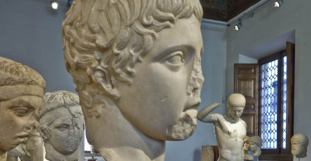 Scopri come la nostra Agenzia Affitti Brevi vicino al Museo di Scultura Antica Giovanni Barraco può gestire il tuo immobile con servizi completi e personalizzati.