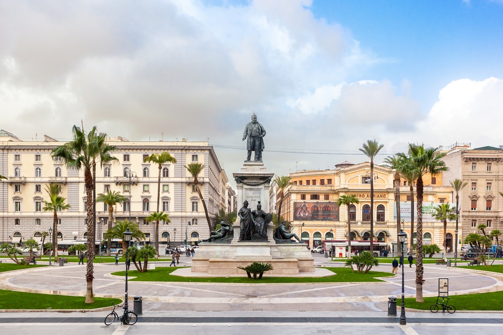Scopri come la nostra agenzia affitti brevi vicino a quartiere Prati può gestire il tuo immobile con servizi completi dalla A alla Z per massimizzare i tuoi profitti.