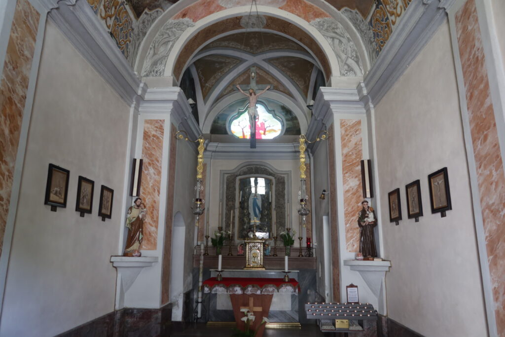 Scopri l'Agenzia Affitti Brevi vicino alla chiesa di San Provino a Como, specializzata in gestione immobiliare completa per massimizzare il tuo investimento.