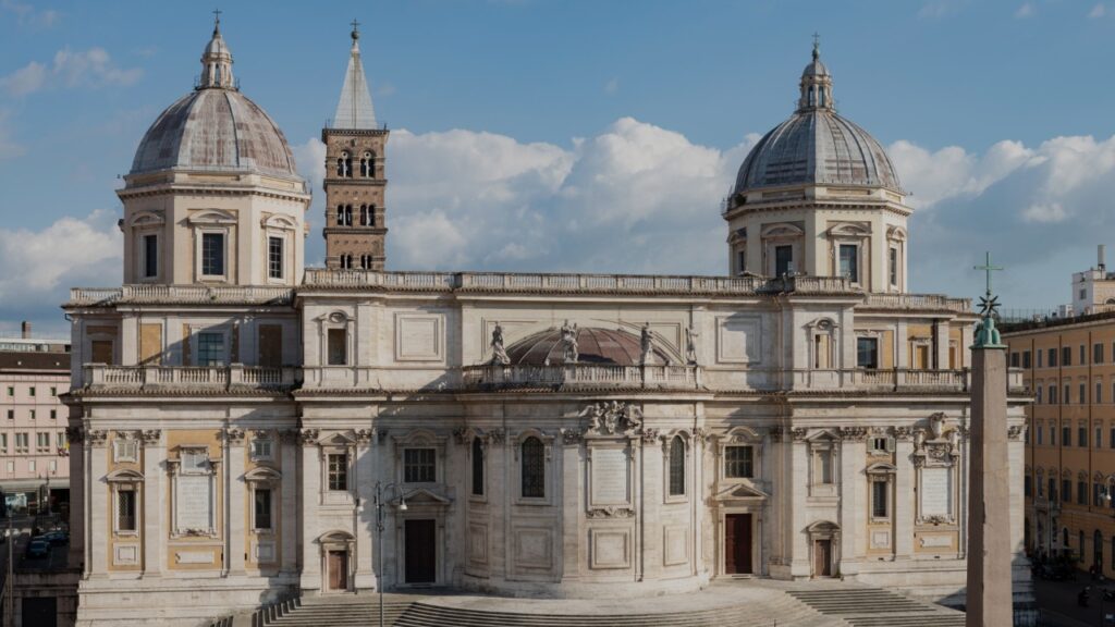 Scopri la nostra Agenzia Affitti Brevi vicino a Basilica Santa Maria Maggiore e ottimizza la gestione del tuo immobile con servizi dalla A alla Z.
