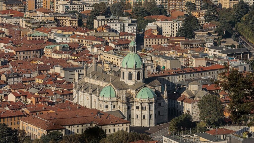 Scopri come la gestione premium affitti Como può trasformare il tuo immobile in una fonte di reddito affidabile con servizi esclusivi e strategie avanzate.