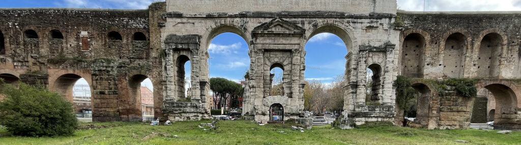 Scopri come la nostra Agenzia Affitti Brevi vicino a Porta Maggiore può gestire il tuo immobile con servizi completi, massimizzando i profitti e garantendo la soddisfazione degli ospiti.