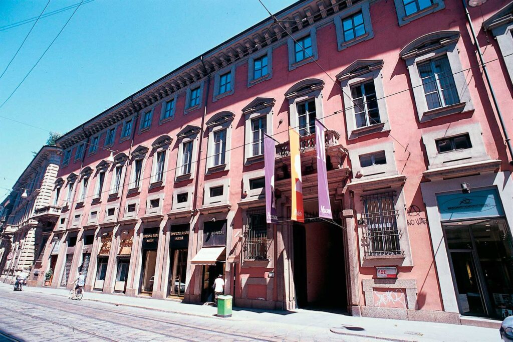 Scopri l'agenzia affitti brevi vicino al Museo Poldi Pezzoli a Milano per una gestione completa e professionale del tuo immobile.