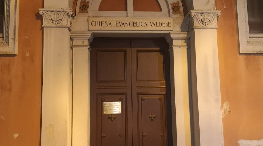 Scopri l'agenzia affitti brevi vicino alla chiesa evangelica valdese a Como, specializzata in gestione completa e personalizzata del tuo immobile. Servizi dalla A alla Z per ottimizzare i tuoi guadagni.