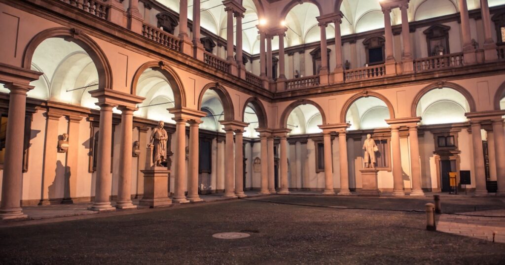Scopri l'Agenzia Affitti Brevi vicino a pinacoteca di Milano per una gestione completa e professionale del tuo immobile dalla A alla Z.