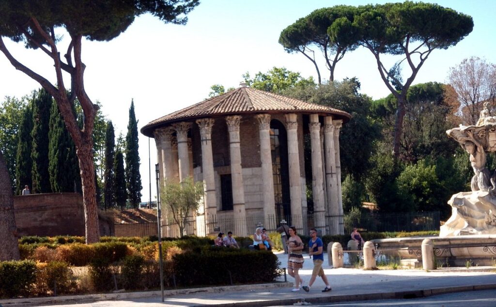 Scopri i vantaggi di affidarti alla nostra agenzia affitti brevi vicino a Tempio di Ercole Vincitore per una gestione completa e professionale del tuo immobile.